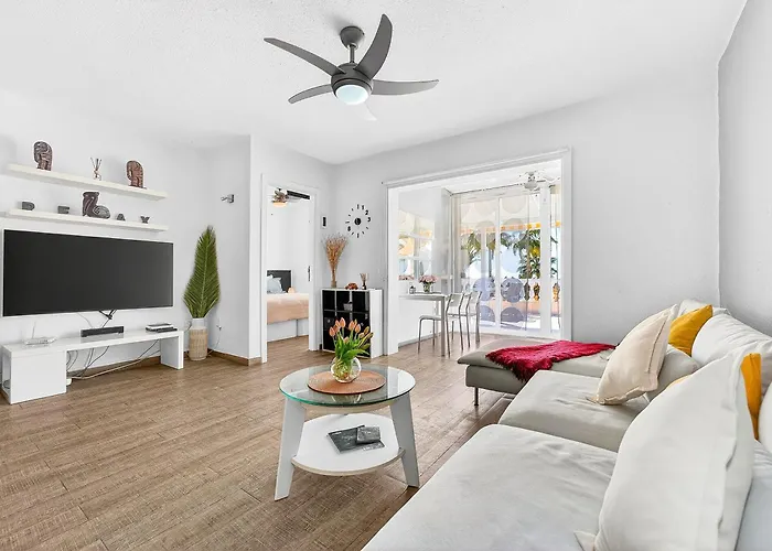 شقة Modern Retreat أذيخي