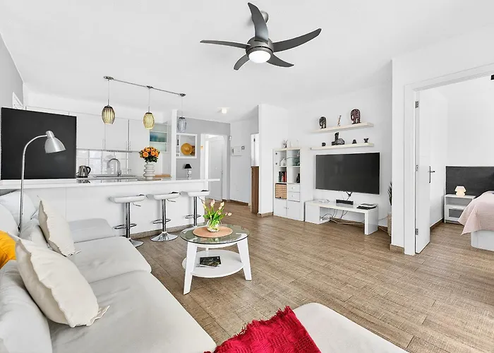 Modern Retreat أذيخي