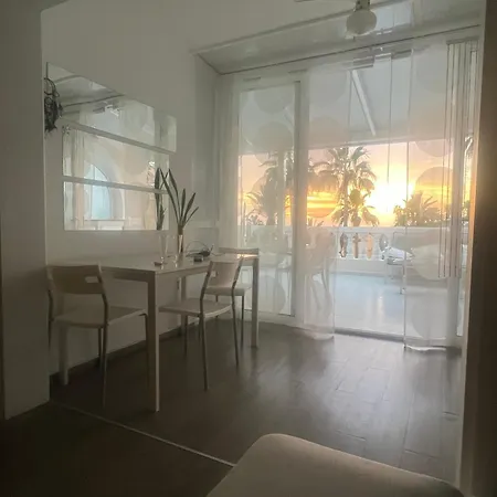 Modern Retreat * Costa Adeje (Tenerife)