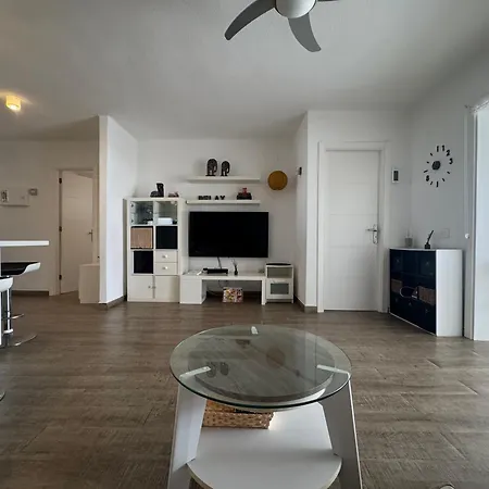 Modern Retreat أذيخي