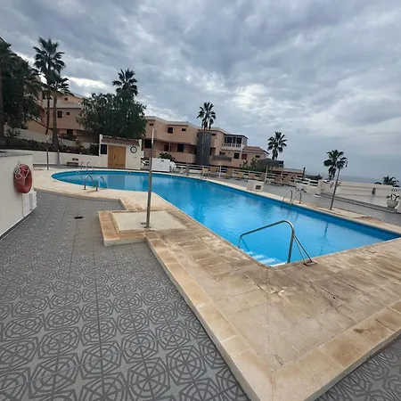 Modern Retreat شقة