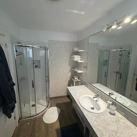 Modern Retreat شقة أذيخي