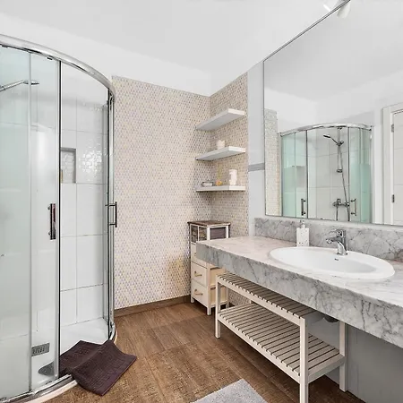 Daire Modern Retreat *