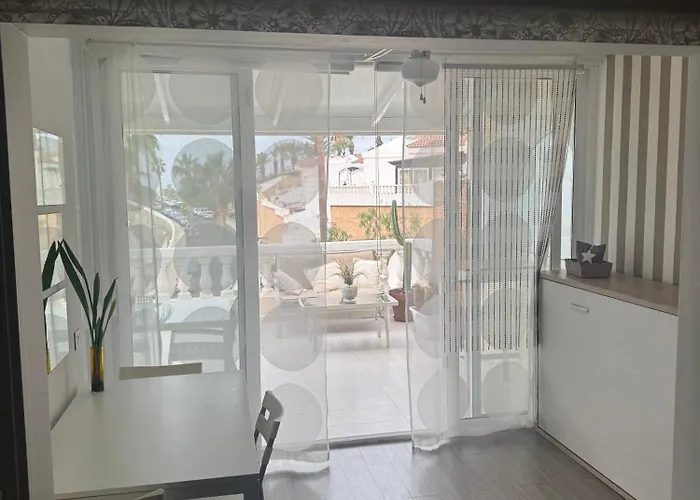 Modern Retreat Costa Adeje (Tenerife)