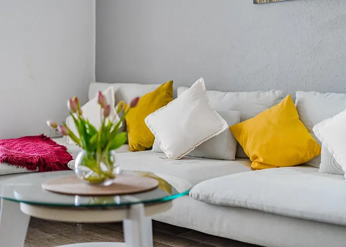 アパート Modern Retreat アデヘ