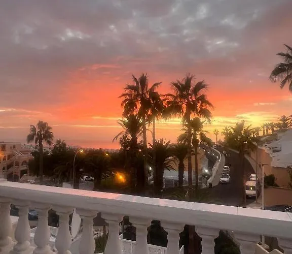 아파트 Modern Retreat