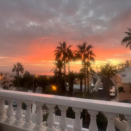 公寓 Modern Retreat 阿德耶